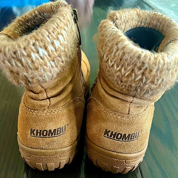 Khombu Laura Suede Leather Boots with Knit Trim in Chestnut Brown - Picture 12 of 16